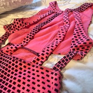 🌸2/20- ASOS Geometric Pink Bodycon Dress